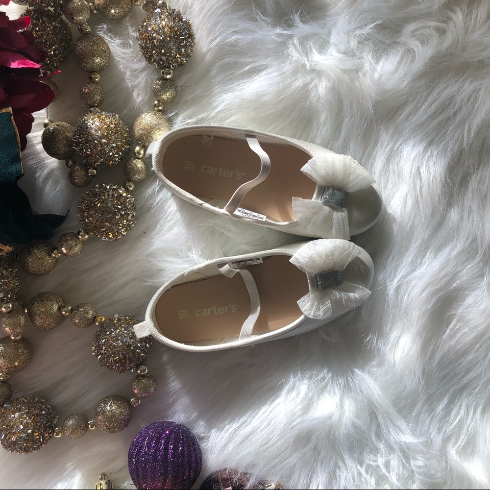 Carter:White Toddler Dress Shoe(2 sizes available)